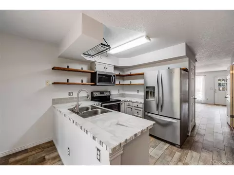 11897 E Kepner Dr, Aurora, CO 80012 photo 9