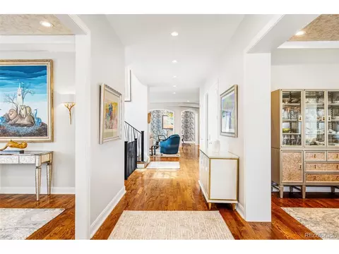 411 Cook St, Denver, CO 80206