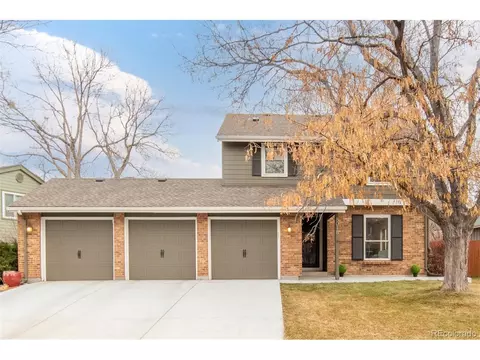 8018 S Quince Cir, Centennial, CO 80112