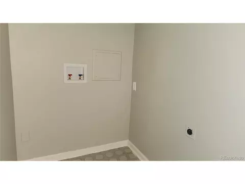 Undisclosed, Aurora, CO 80014 photo 19