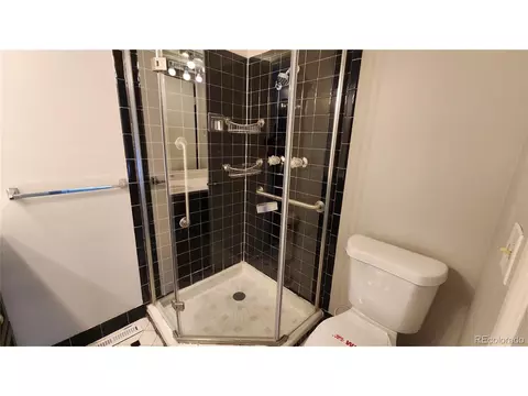 Undisclosed, Aurora, CO 80014 photo 15