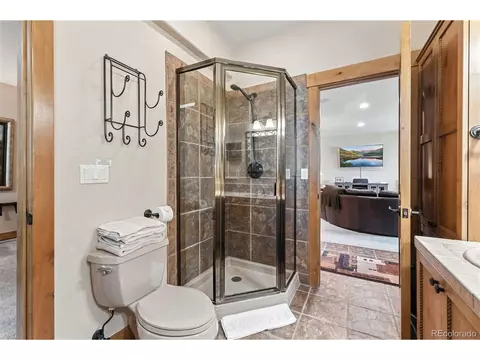 Bath - 1730 Red Hawk Rd, Silverthorne, CO 80498 photo 1 of 9