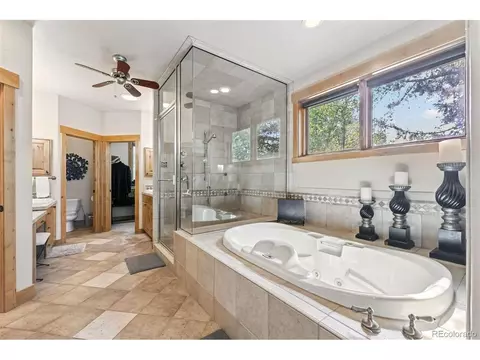 Bath - 1730 Red Hawk Rd, Silverthorne, CO 80498 photo 2 of 9