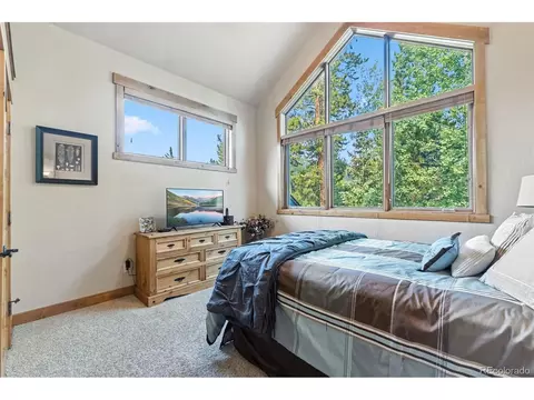 Bedroom - 1730 Red Hawk Rd, Silverthorne, CO 80498 photo 4 of 8