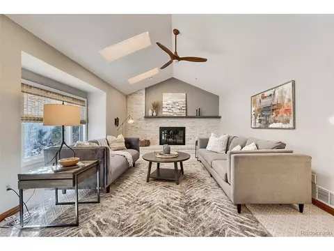 2854 E Nichols Cir, Centennial, CO 80122 photo 6