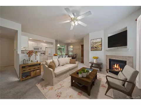 640 Gooseberry Dr #905, Longmont, CO 80503