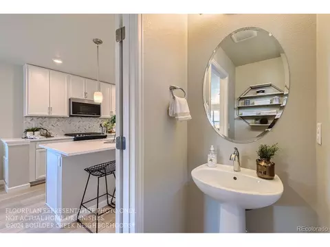 10221 E 62nd Pl, Denver, CO 80238 photo 14