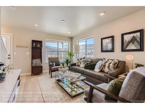 10221 E 62nd Pl, Denver, CO 80238