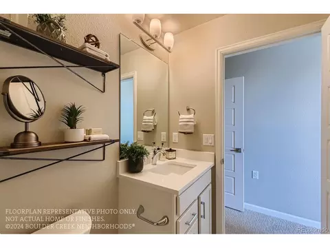 10221 E 62nd Pl, Denver, CO 80238 photo 21