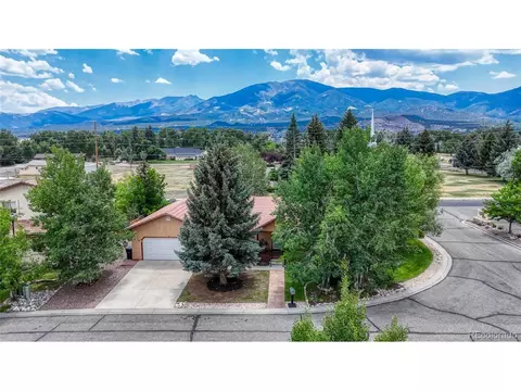 1 Silver Spruce Dr, Salida, CO 81201