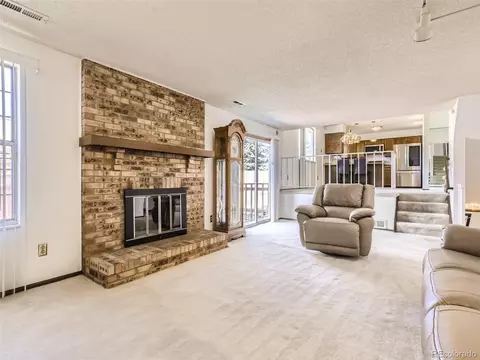 4605 Crystal St, Denver, CO 80239 photo 7