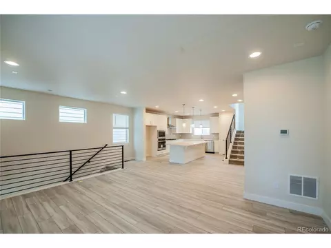 21062 E Quincy Dr, Aurora, CO 80015 photo 4