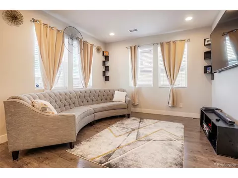 16068 E 47th Dr, Denver, CO 80239 photo 3