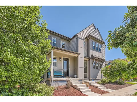 10889 E 25th Dr, Aurora, CO 80010 photo 2
