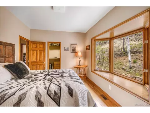 Bedroom - 7008 Bluff Trl, Morrison, CO 80465 photo 2 of 4