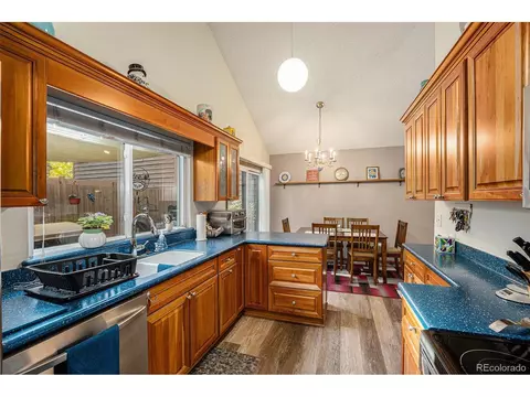 12 S Eagle Cir, Aurora, CO 80012 photo 9