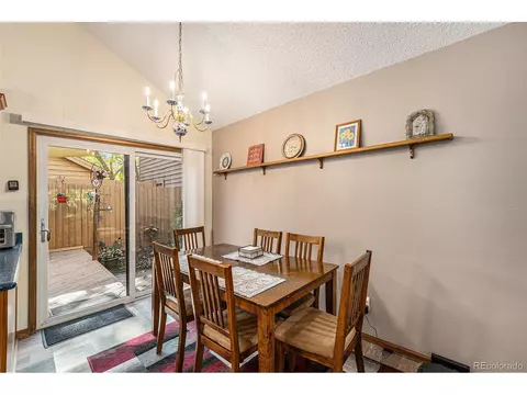 12 S Eagle Cir, Aurora, CO 80012 photo 7