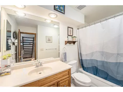 12 S Eagle Cir, Aurora, CO 80012 photo 19