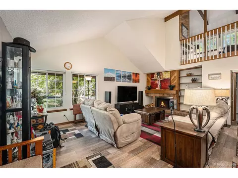 12 S Eagle Cir, Aurora, CO 80012 photo 5