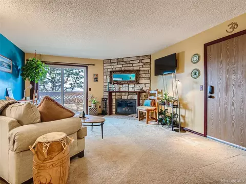 429 Wright St #202, Lakewood, CO 80228 photo 4