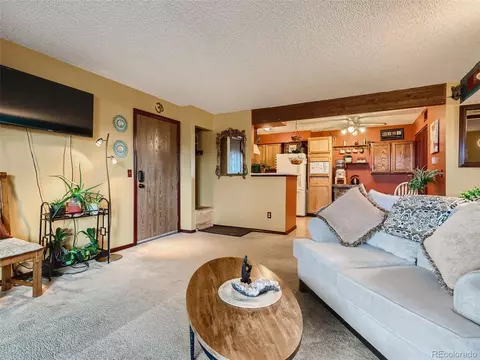 429 Wright St #202, Lakewood, CO 80228 photo 5