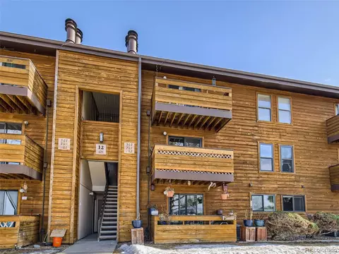 429 Wright St #202, Lakewood, CO 80228 photo 2