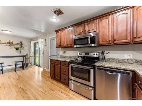 14199 E 27th Ave, Aurora, CO 80011 photo 4