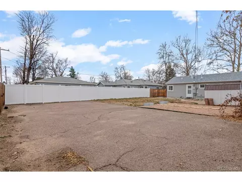 2248 Lima St, Aurora, CO 80010 photo 17