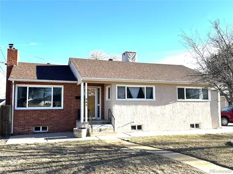 301 Kenwood Dr, Pueblo, CO 81004