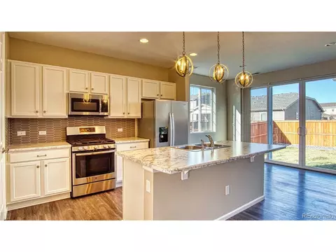 25609 E Archer Ave, Aurora, CO 80018 photo 2