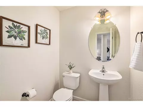 22139 E Jamison Pl, Aurora, CO 80016 photo 9