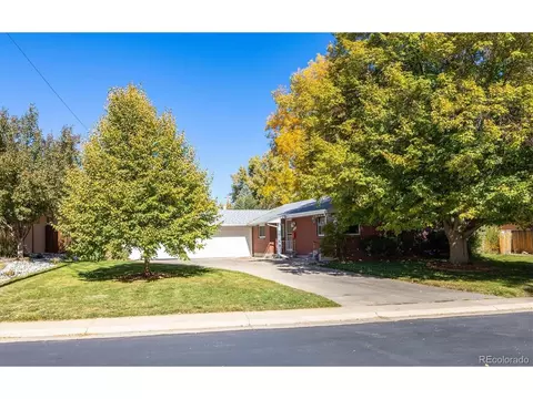 9045 W 2nd Ave, Lakewood, CO 80226