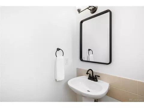 8010 E Vassar Dr, Denver, CO 80231 photo 27