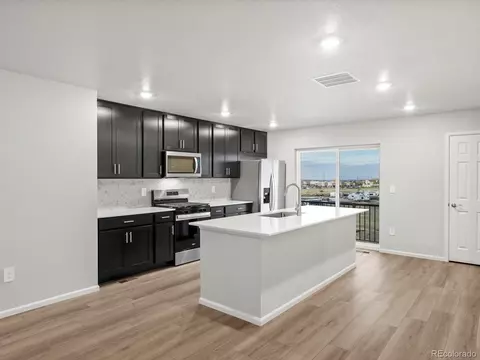 Kitchen - 4654 Cloudburst Ln, Morrison, CO 80465 photo 2 of 5