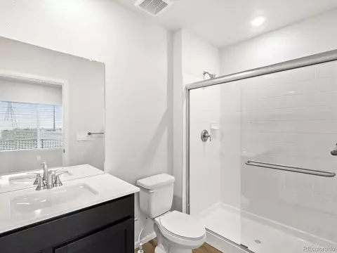 Bath - 4654 Cloudburst Ln, Morrison, CO 80465 photo 1 of 5