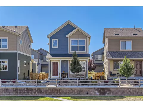 1115 Hummingbird Cir, Longmont, CO 80501