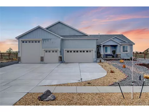 12634 Black Hills Dr, Peyton, CO 80831