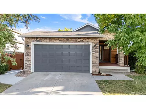 22350 E Princeton Dr, Aurora, CO 80018