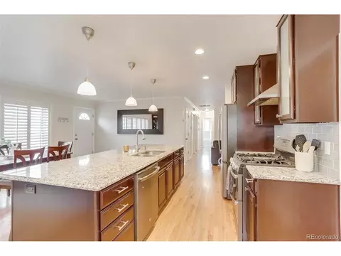 5645 E Flora Pl, Denver, CO 80222 photo 7