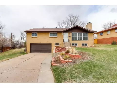 5645 E Flora Pl, Denver, CO 80222 photo 2