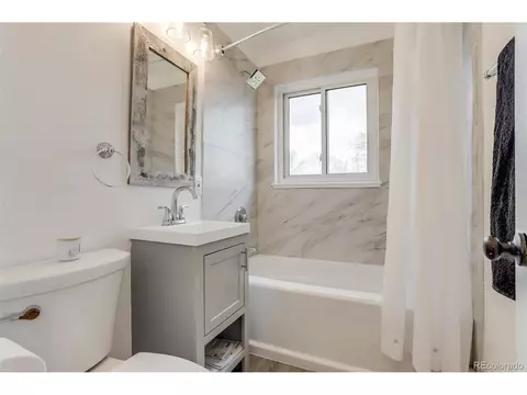 5645 E Flora Pl, Denver, CO 80222 photo 13
