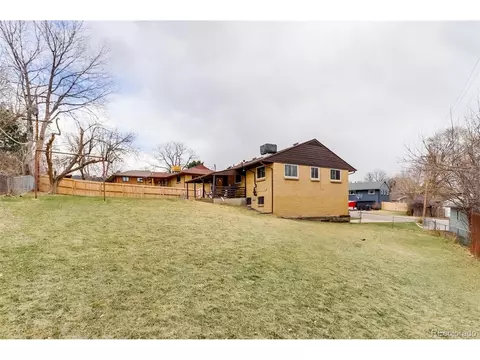 5645 E Flora Pl, Denver, CO 80222 photo 3