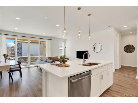 4683 S Nepal Way, Aurora, CO 80015