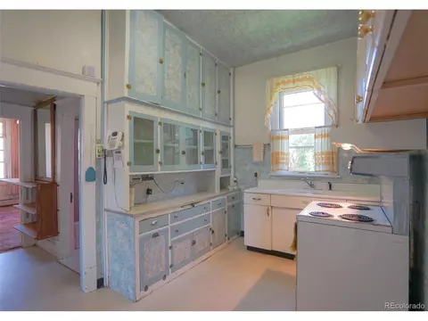 119 E 8th St, Walsenburg, CO 81089 photo 13