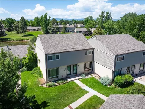 4548 W Pondview Dr, Littleton, CO 80123