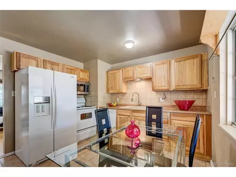 11633 E Virginia Dr, Aurora, CO 80012 photo 4