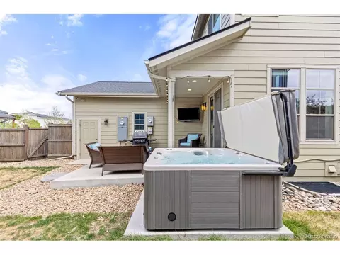 Exterior - 9103 E 61st Pl, Denver, CO 80238 photo 6 of 9