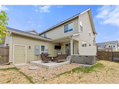 Exterior - 9103 E 61st Pl, Denver, CO 80238 photo 5 of 9