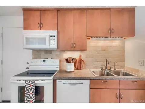 12331 E Cedar Cir, Aurora, CO 80012 photo 15