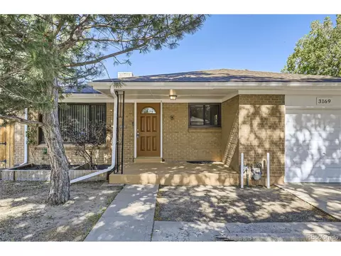 3169 Worchester St, Aurora, CO 80011